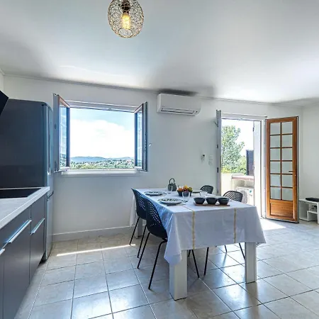 Fleurie By Interhome Fréjus