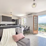 Fleurie By Interhome Appartamento