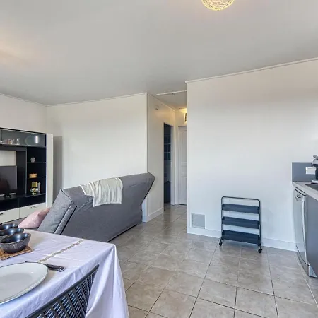 Apartment Fleurie By Interhome Frejus