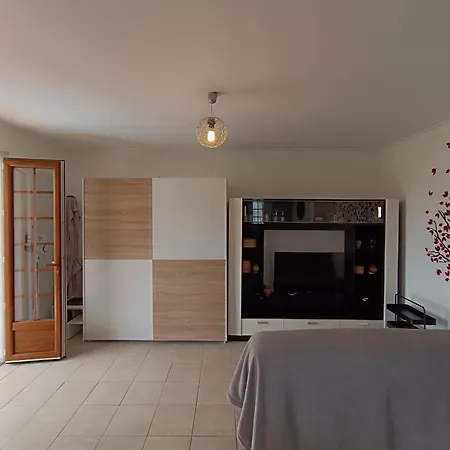 Apartament Fleurie By Interhome *