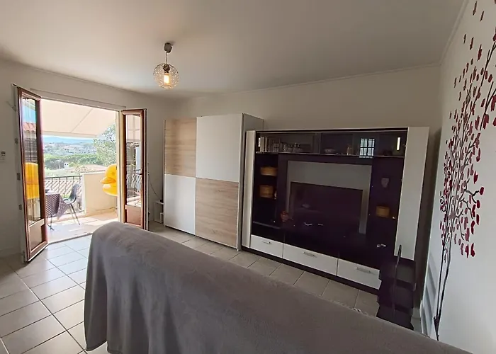Appartement Fleurie By Interhome Fréjus